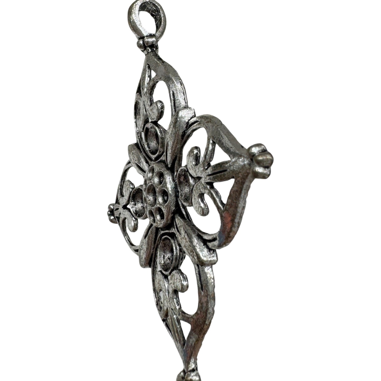 60mm x 79mm Fleur-De-Lis Pendant