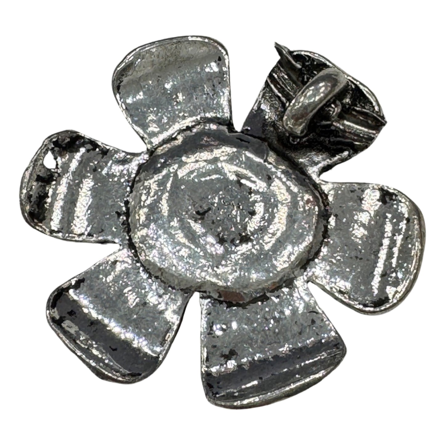 36mm x 37mm Flower Pendant