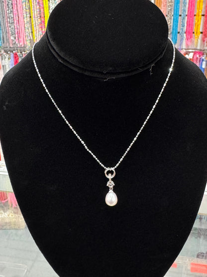 16 Inch Mother of Pearl Necklace